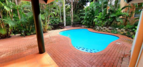 Ramsgate Palms 74 - Sleeps 4 - Next to Ramsgate Blue Flag Beach!